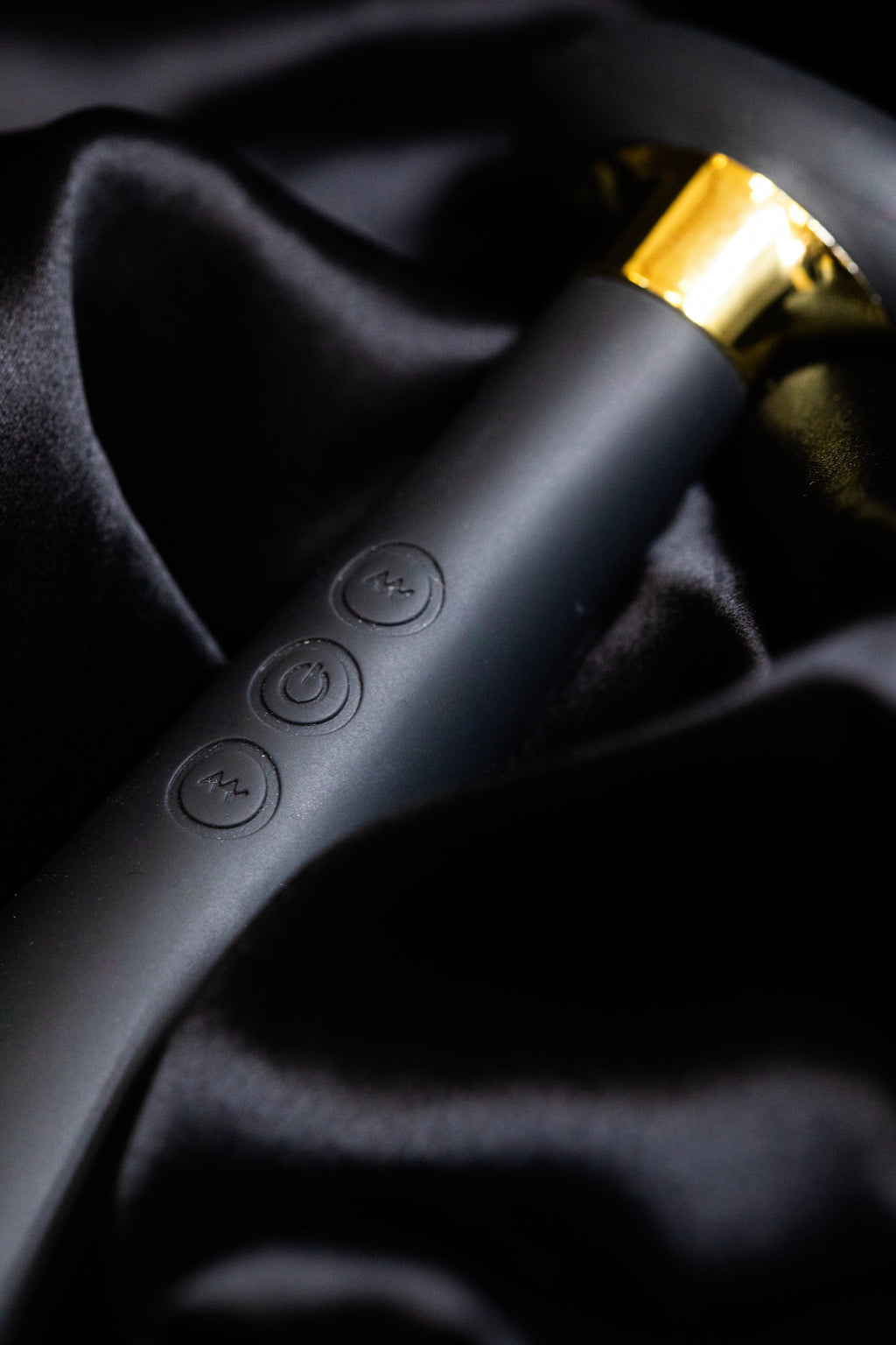 FREYR PERSONAL MASSAGER.